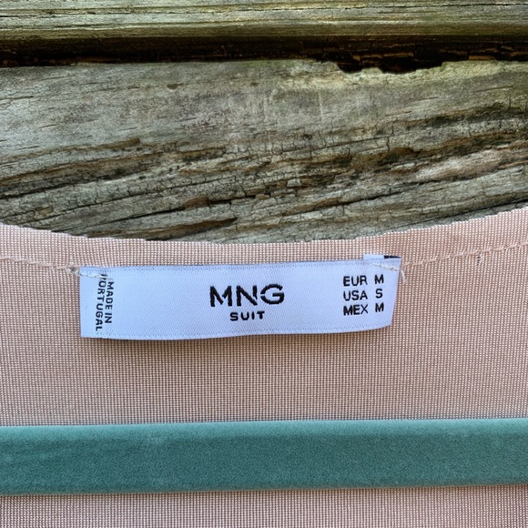 Mango Top - Picture 4 of 4